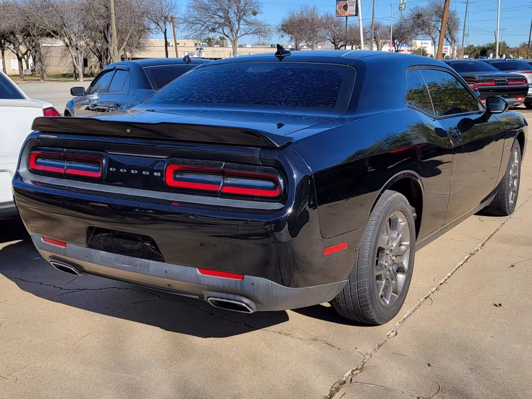 2017 Dodge Challenger - 2C3CDZGG8HH626299 - Image #1