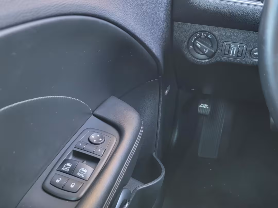 2017 Dodge Challenger - 2C3CDZGG8HH626299 - Image #15